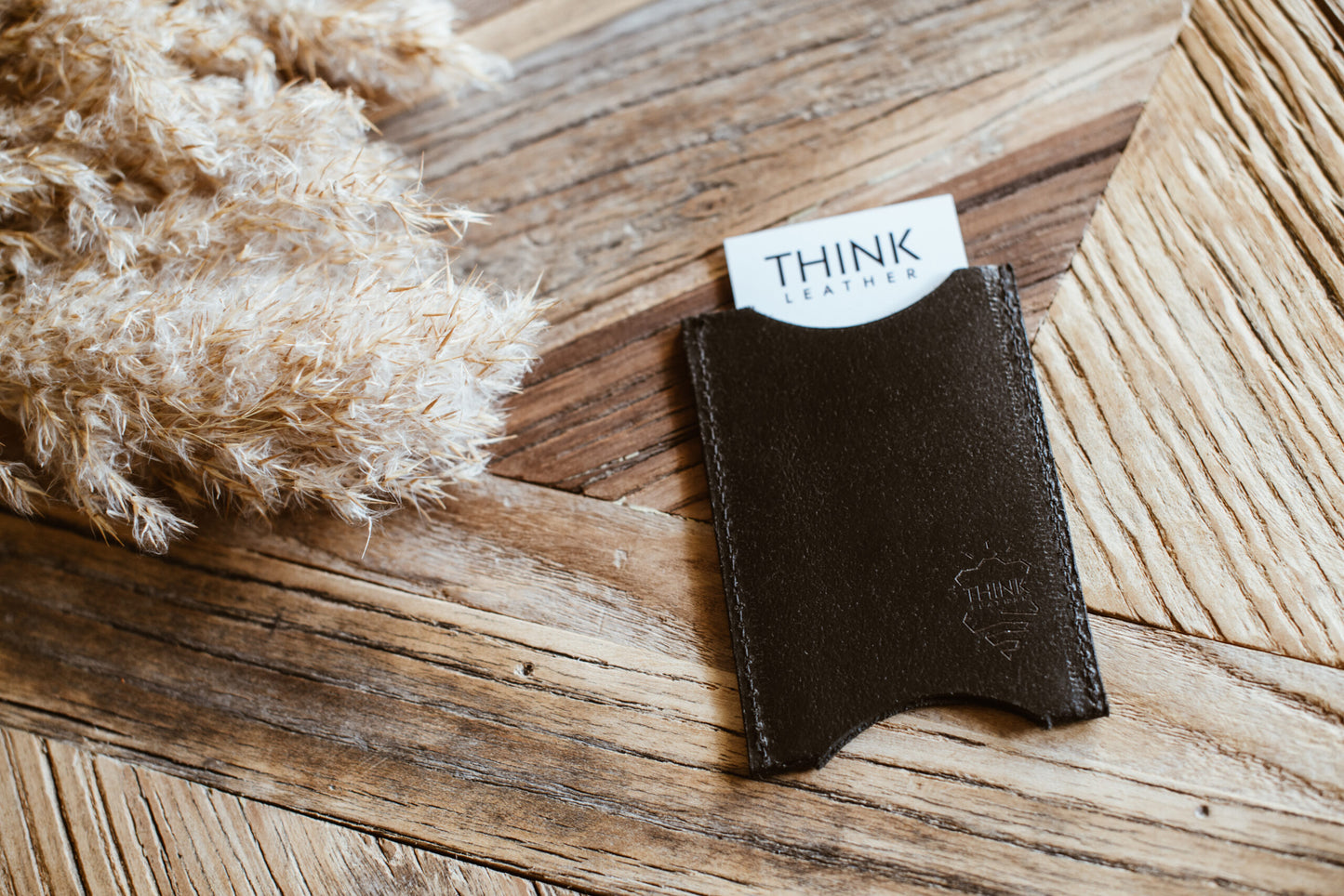 Zestaw biznesowy - portfel, wizytownik i etui na karty z wysokiej jakości skóry bydlęcej - czarny-3