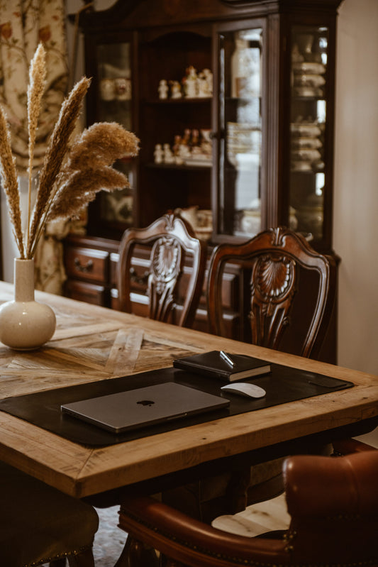 Skórzana podkładka na biurko - czarna