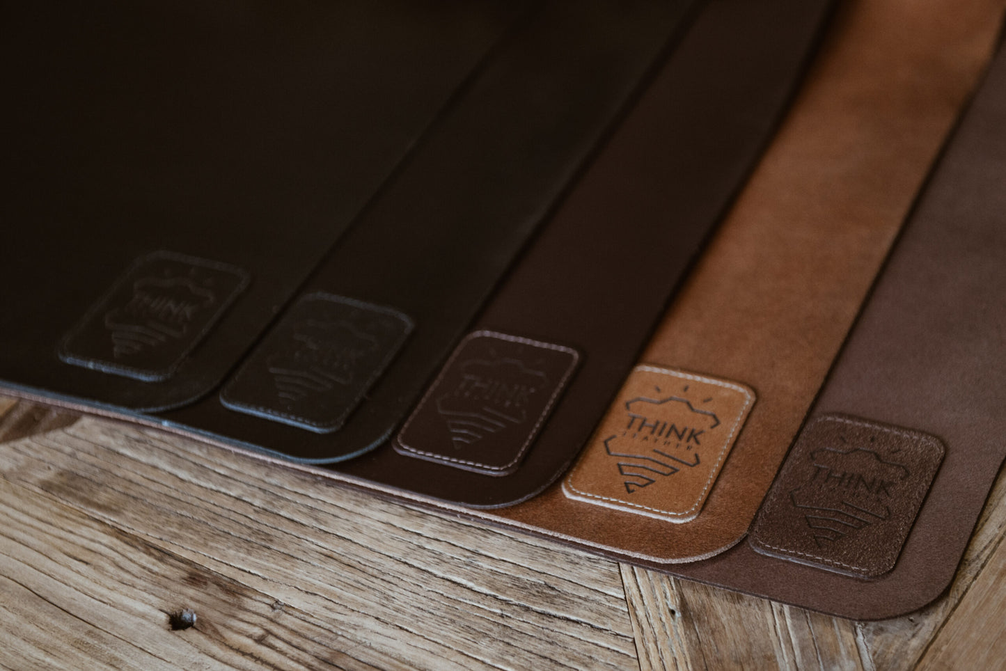 Skórzana podkładka na biurko - czarna