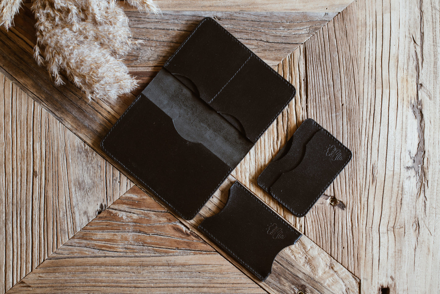 Skórzane etui na karty - cardholder - czarny